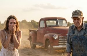 I shrieked at a crazed old farmer and lunged at him with a tire iron, desperate to stop his scarred pitbull from mauling my five-year-old daughter—until the dust cleared, and I saw what the dog was actually doing.