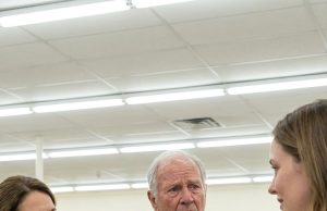 Giving my final $20 to a struggling senior citizen at the supermarket checkout felt like a reckless mistake at the time. But exactly 24 hours later, a shocking twist of fate proved that my small act of generosity had set off a miracle I never saw coming.
