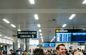 Upgrading himself and his mom to first-class while dumping his wife and children in economy was my husband’s final mistake. He settled into his leather seat with a smirk, completely unaware that karma was waiting at the boarding gate to shatter his perfect vacation.